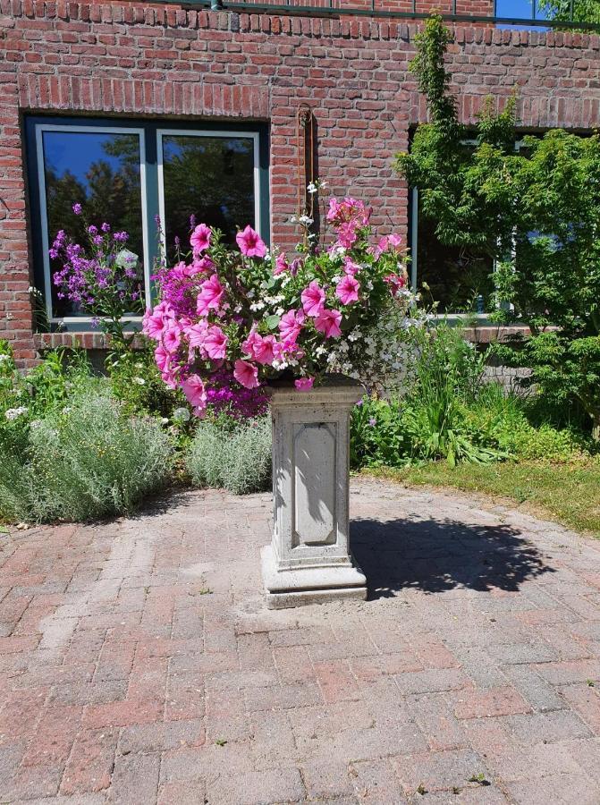 NederweertDe Vliegende Vlinder住宿加早餐旅馆 外观 照片